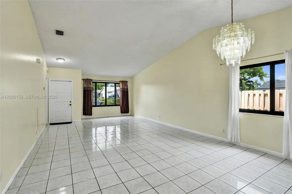 5312 NW 92nd Ave Sunrise, FL 33351