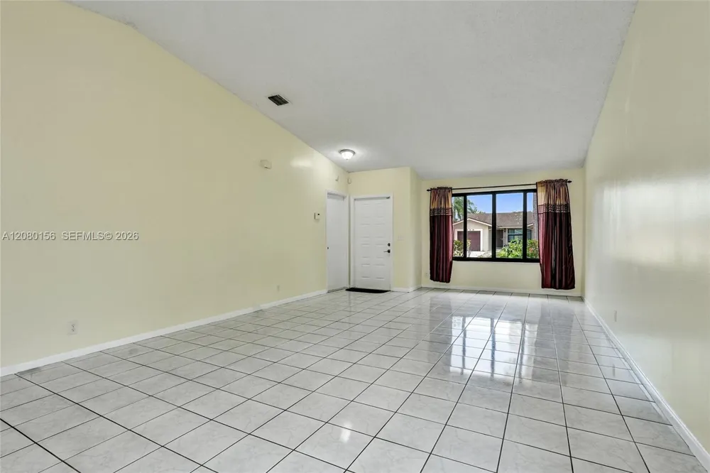 5312 NW 92nd Ave Sunrise, FL 33351