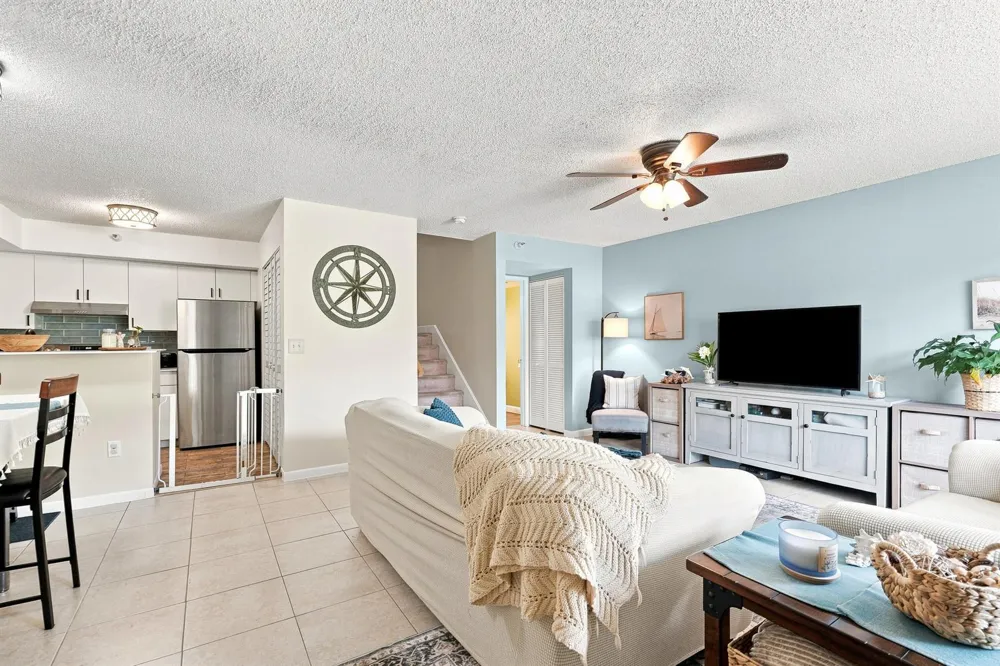 123 Yacht Club Way #109 Hypoluxo, FL 33462