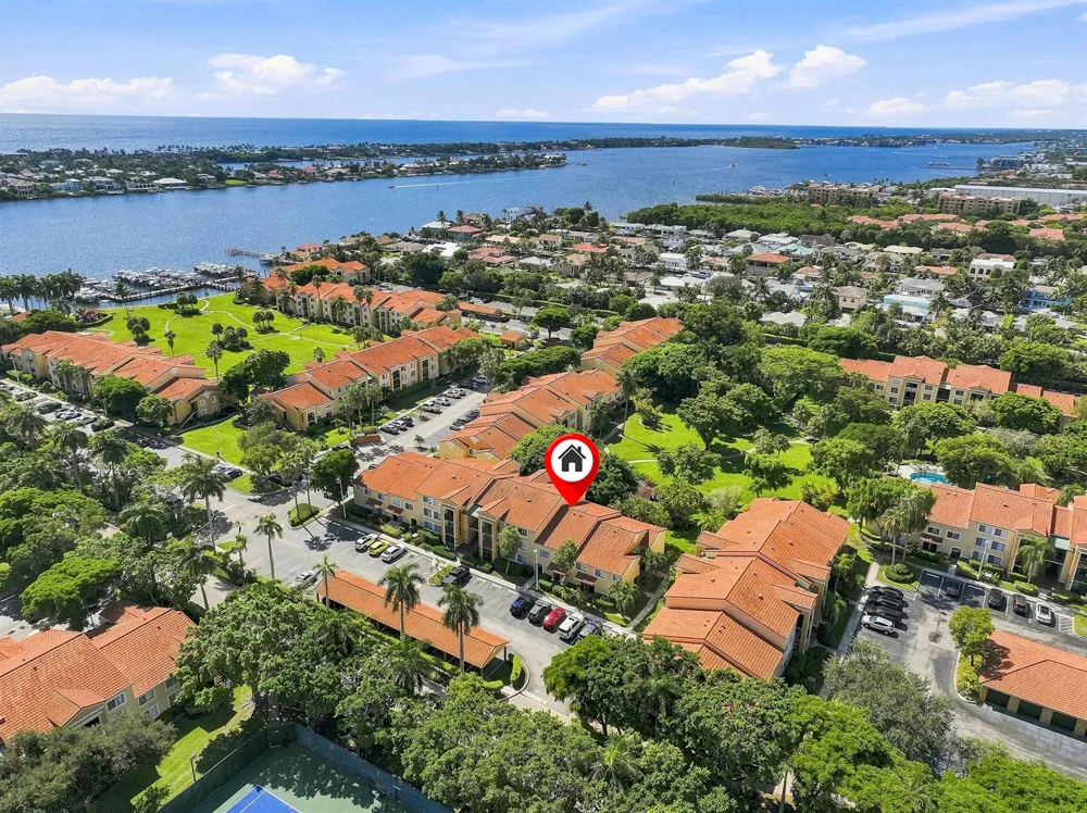 123 Yacht Club Way #109 Hypoluxo, FL 33462