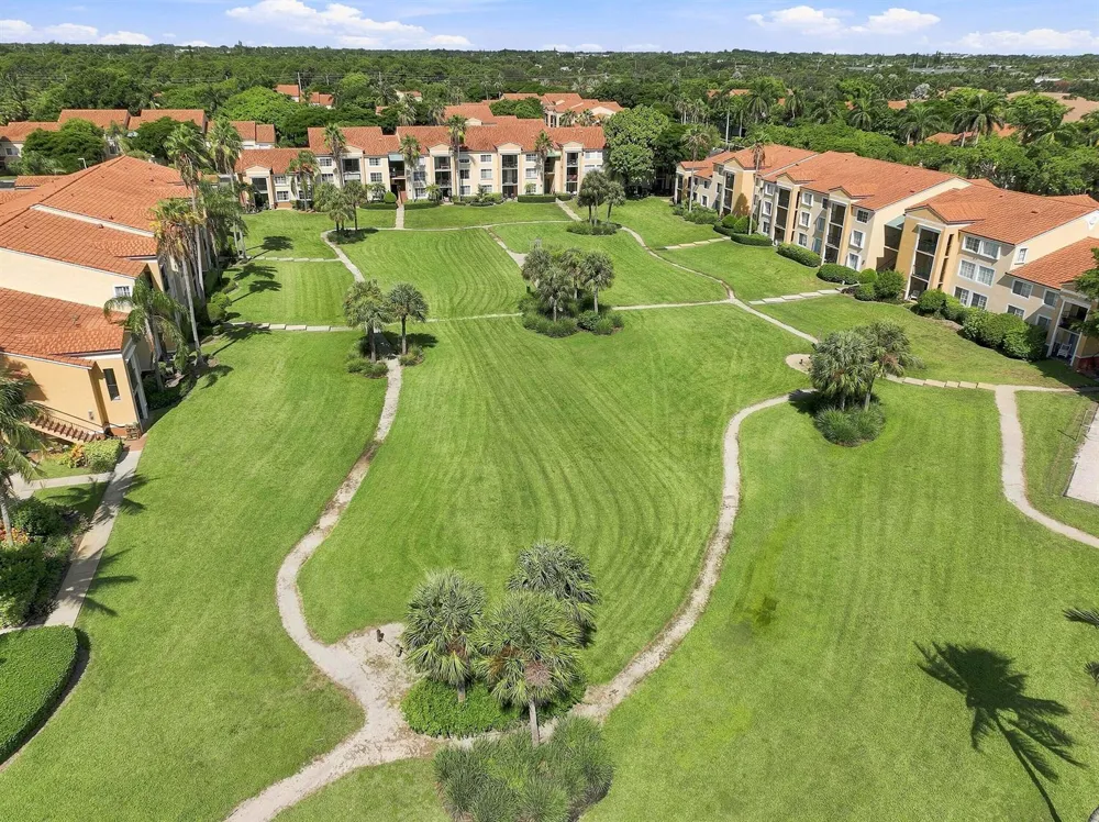 123 Yacht Club Way #109 Hypoluxo, FL 33462
