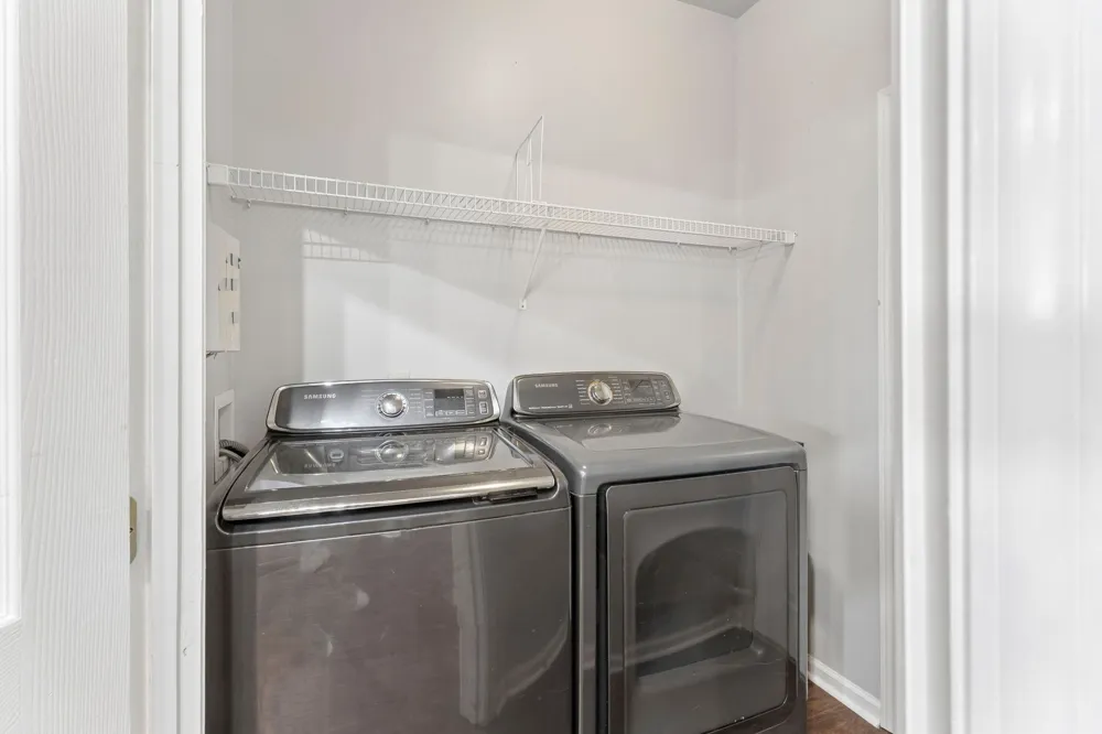 1961 Deep Woods Trl Nashville, TN 37214