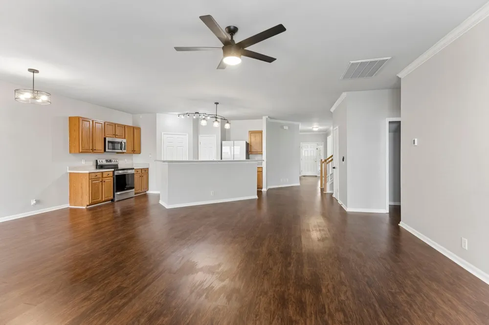 1961 Deep Woods Trl Nashville, TN 37214