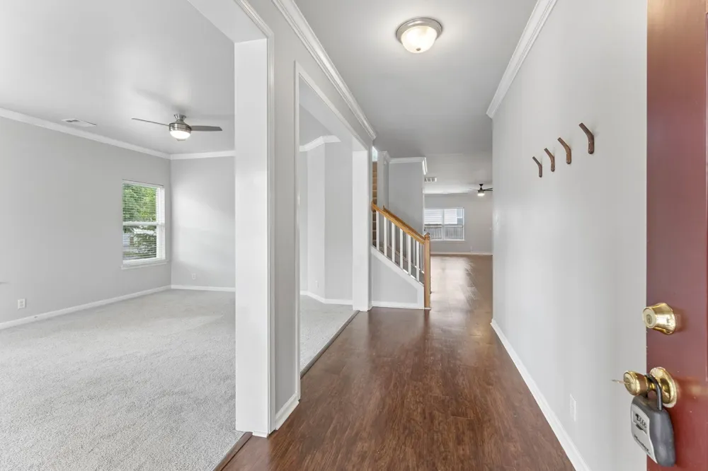 1961 Deep Woods Trl Nashville, TN 37214