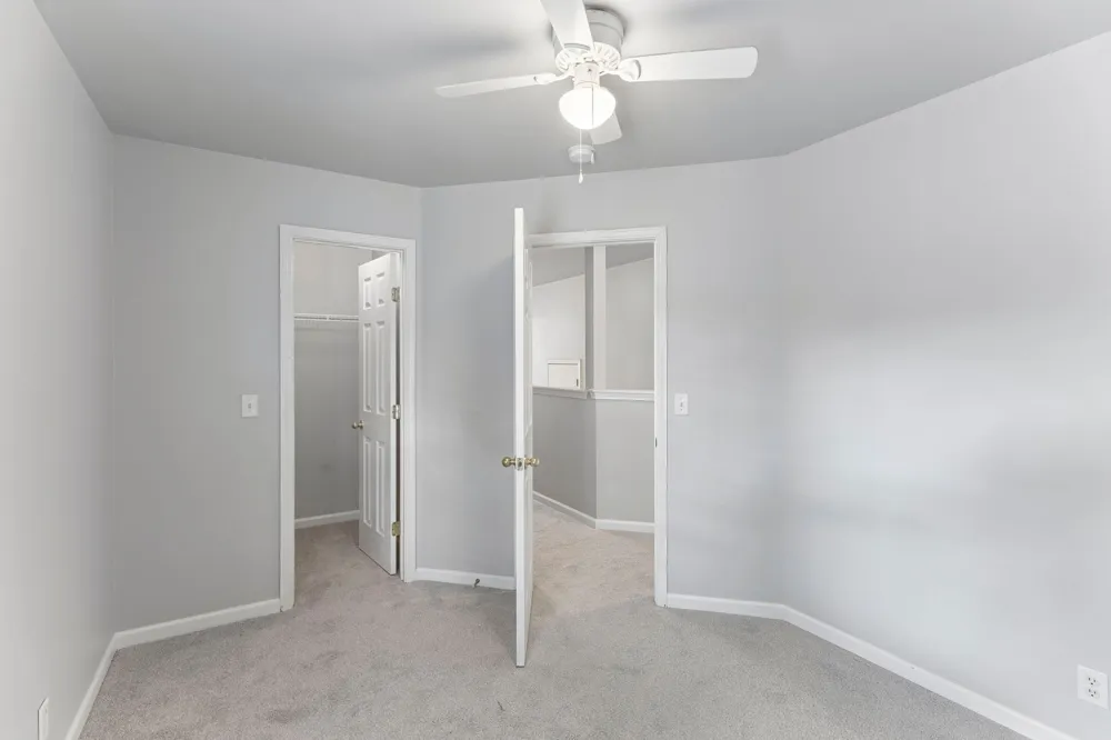 1961 Deep Woods Trl Nashville, TN 37214