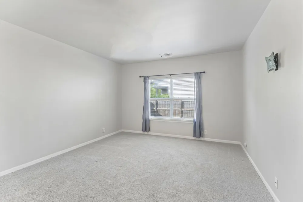 1961 Deep Woods Trl Nashville, TN 37214