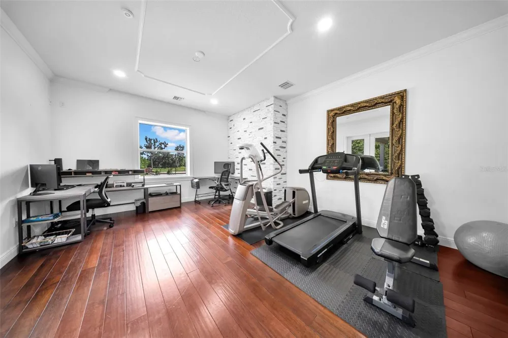 17930 DORMAN ROAD Lithia, FL 33547