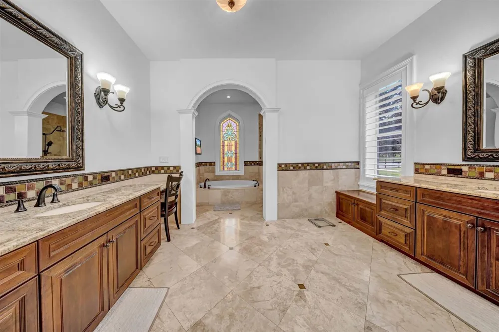 17930 DORMAN ROAD Lithia, FL 33547