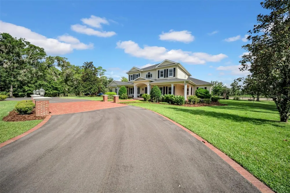 17930 DORMAN ROAD Lithia, FL 33547