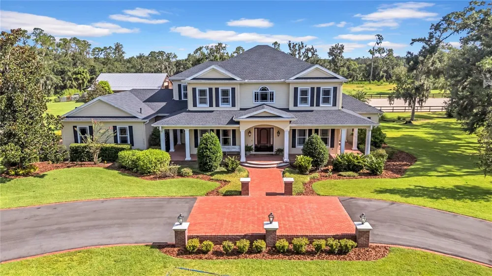 17930 DORMAN ROAD Lithia, FL 33547