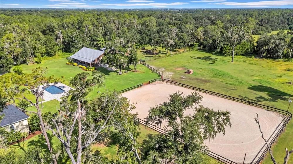 17930 DORMAN ROAD Lithia, FL 33547