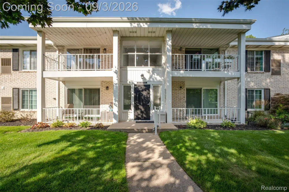 35972 Ann Arbor Trail Livonia City, MI 48150
