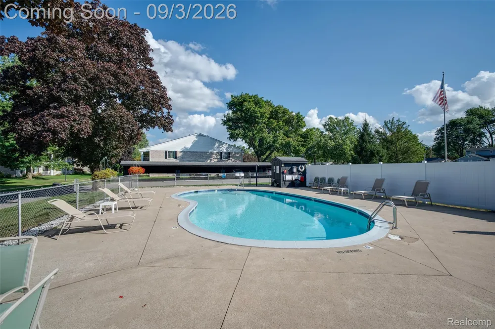 35972 Ann Arbor Trail Livonia City, MI 48150
