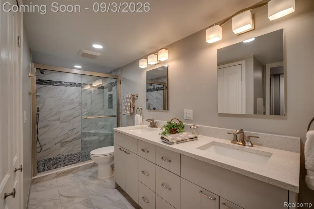 35972 Ann Arbor Trail Livonia City, MI 48150
