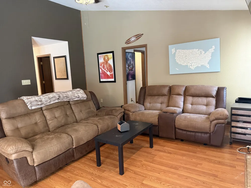 2516 Palomino Court Anderson, IN 46012