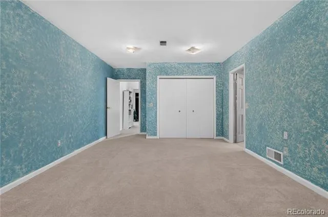 7129 S Chapparal Circle W Aurora, CO 80016