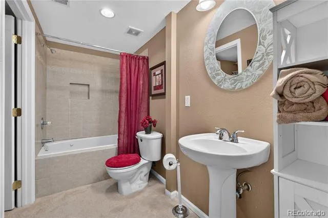 7129 S Chapparal Circle W Aurora, CO 80016