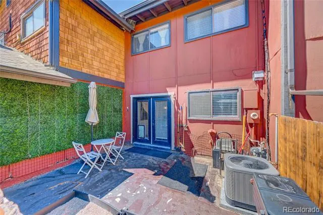 1210 S Carson Way Aurora, CO 80012