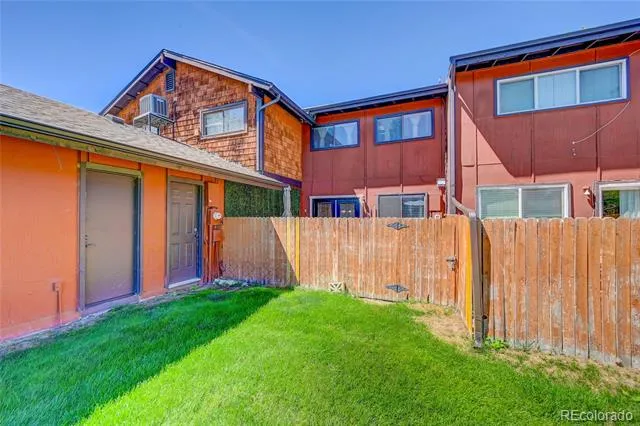 1210 S Carson Way Aurora, CO 80012