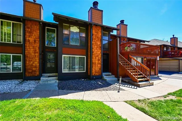1210 S Carson Way Aurora, CO 80012