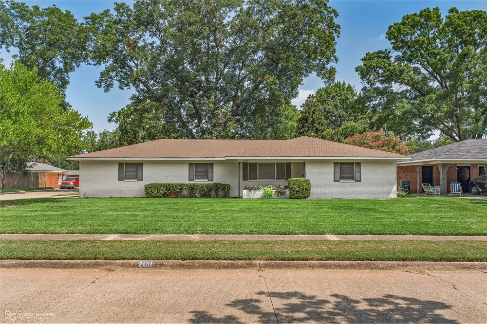 2401 Waverly Drive Bossier City, LA 71111