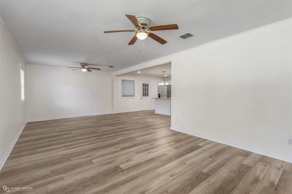 2401 Waverly Drive Bossier City, LA 71111