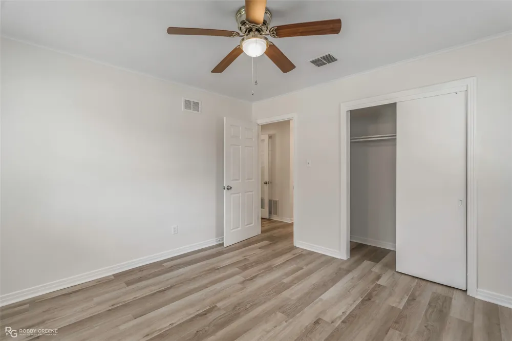 2401 Waverly Drive Bossier City, LA 71111