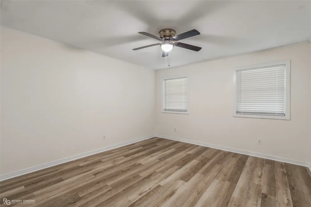 2401 Waverly Drive Bossier City, LA 71111