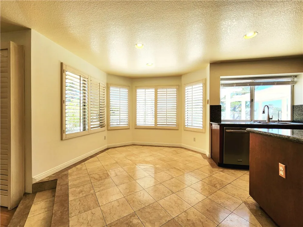 227 Calle Concordia San Dimas, CA 91773