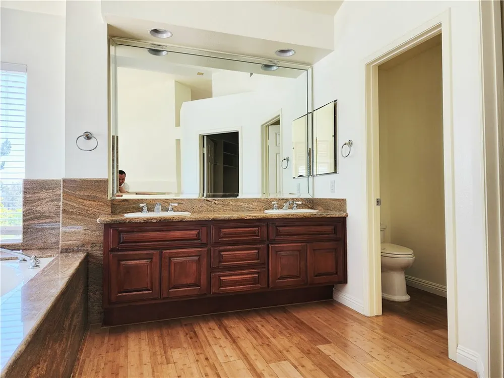 227 Calle Concordia San Dimas, CA 91773