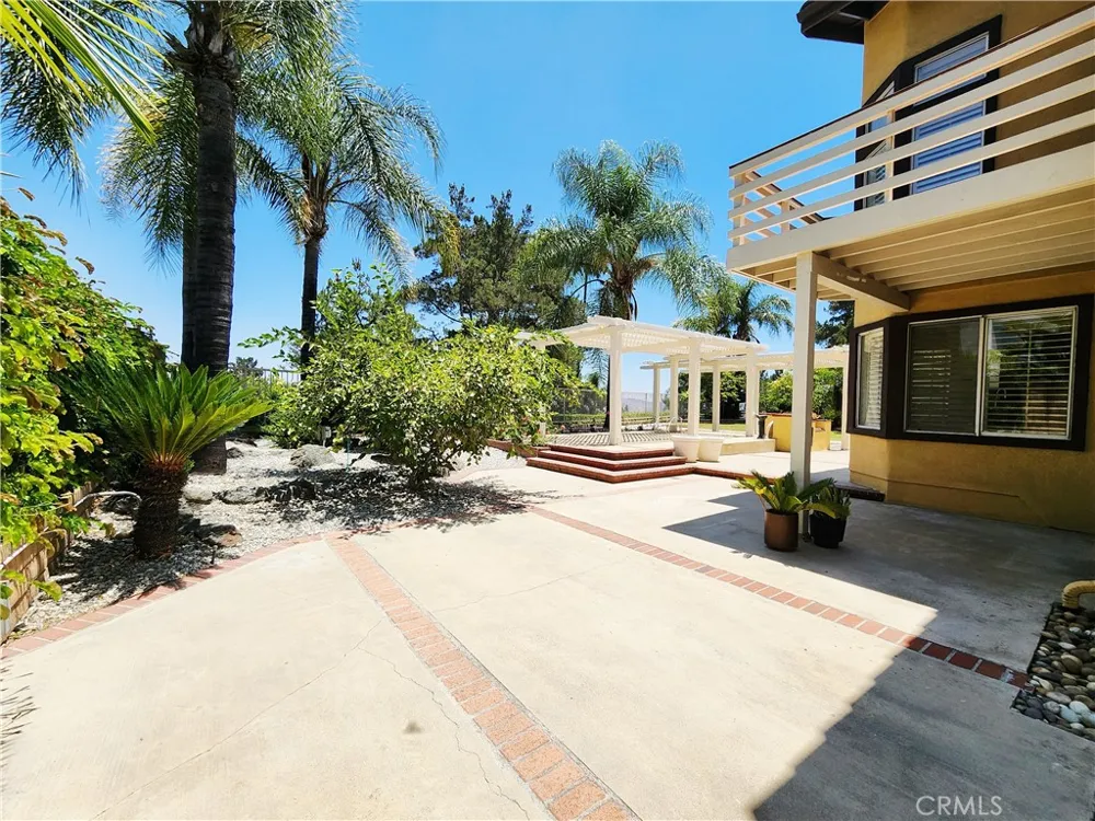 227 Calle Concordia San Dimas, CA 91773