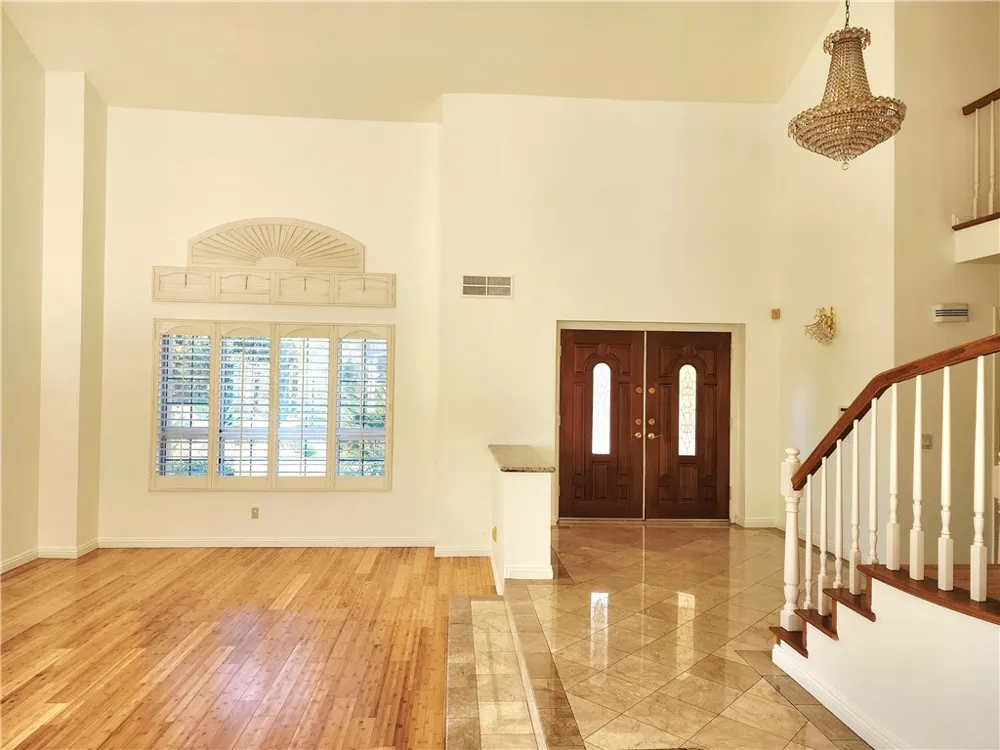 227 Calle Concordia San Dimas, CA 91773