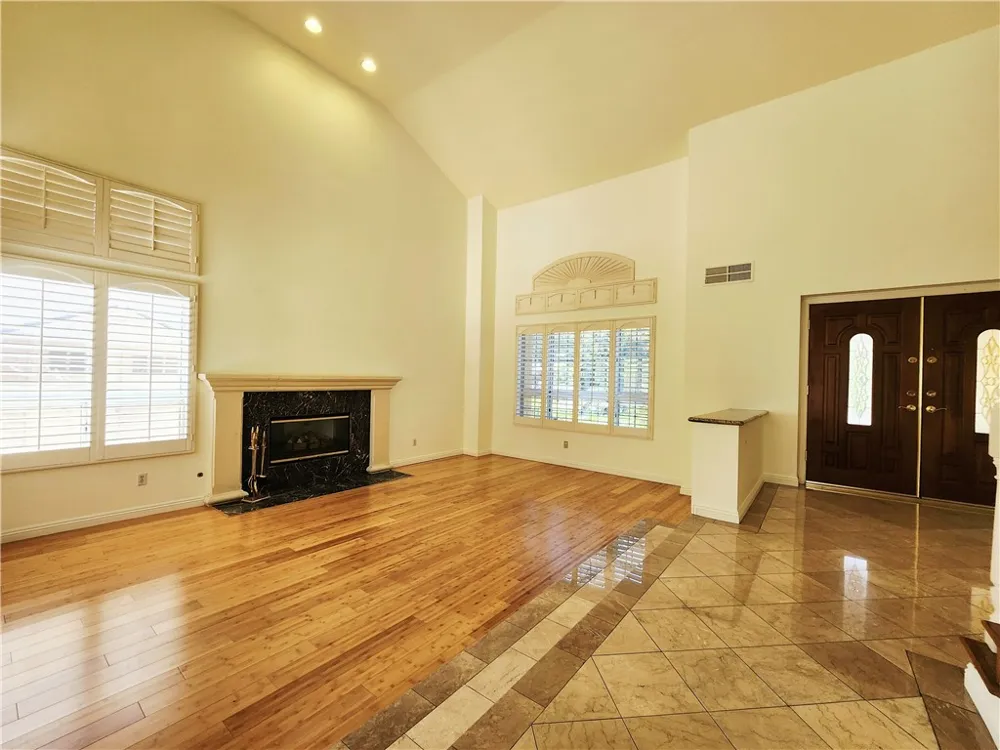 227 Calle Concordia San Dimas, CA 91773