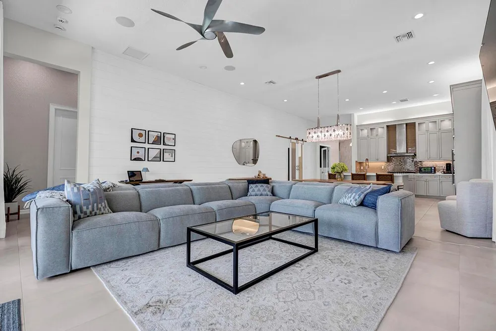 9046 CHAUVET WAY Boca Raton, FL 33496