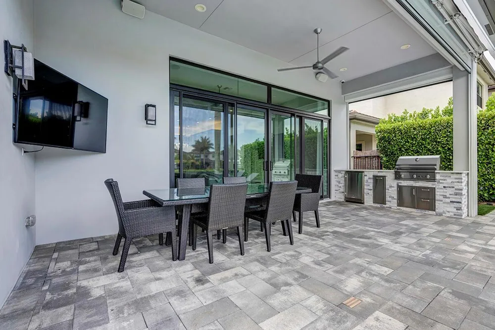 9046 CHAUVET WAY Boca Raton, FL 33496