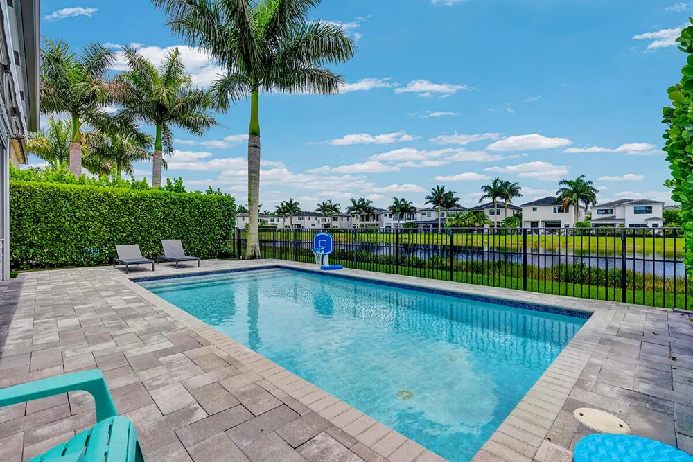 9046 CHAUVET WAY Boca Raton, FL 33496