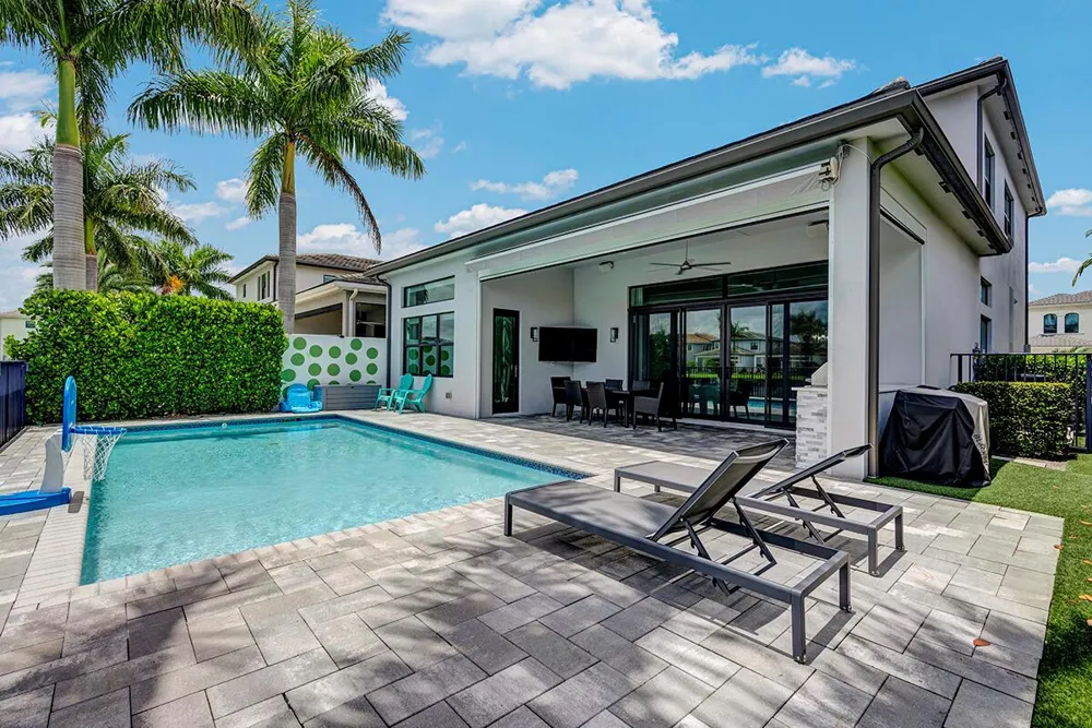 9046 CHAUVET WAY Boca Raton, FL 33496