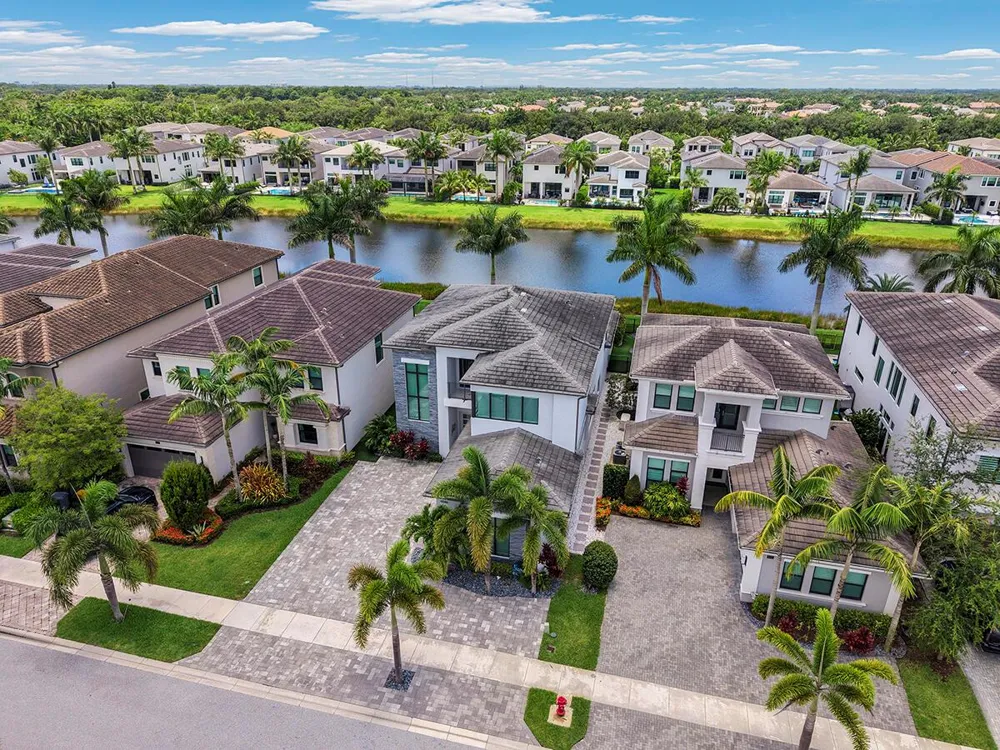 9046 CHAUVET WAY Boca Raton, FL 33496