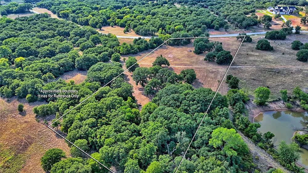 384 Red Oak Hills Road Nocona, TX 76255