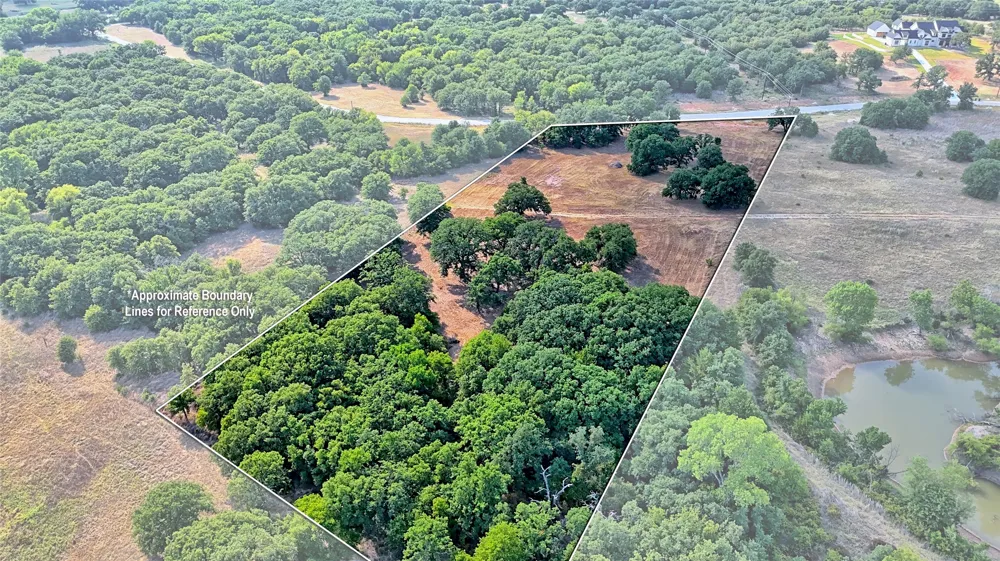 384 Red Oak Hills Road Nocona, TX 76255