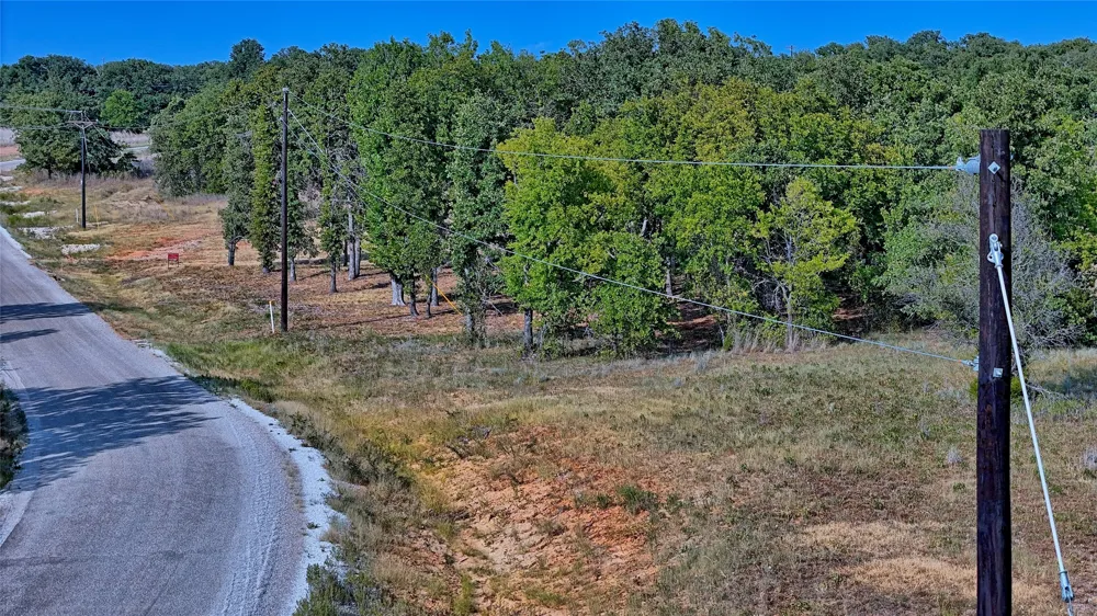384 Red Oak Hills Road Nocona, TX 76255