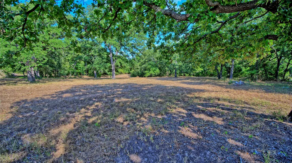 384 Red Oak Hills Road Nocona, TX 76255