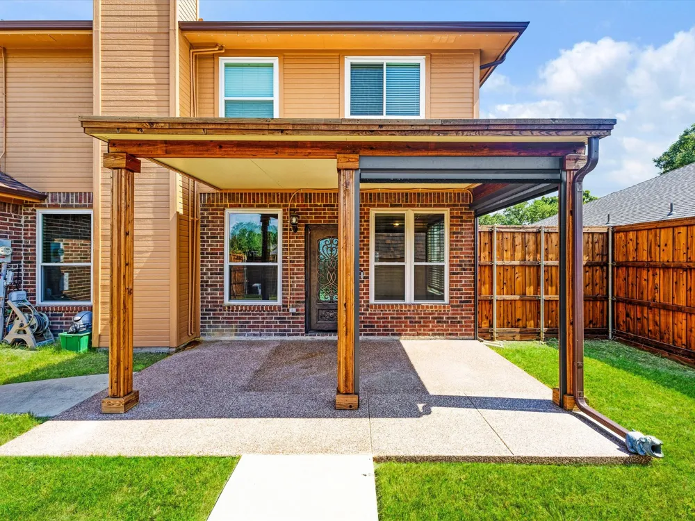 2617 Daniel Crk Mesquite, TX 75181