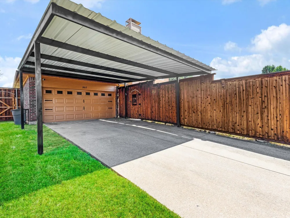 2617 Daniel Crk Mesquite, TX 75181