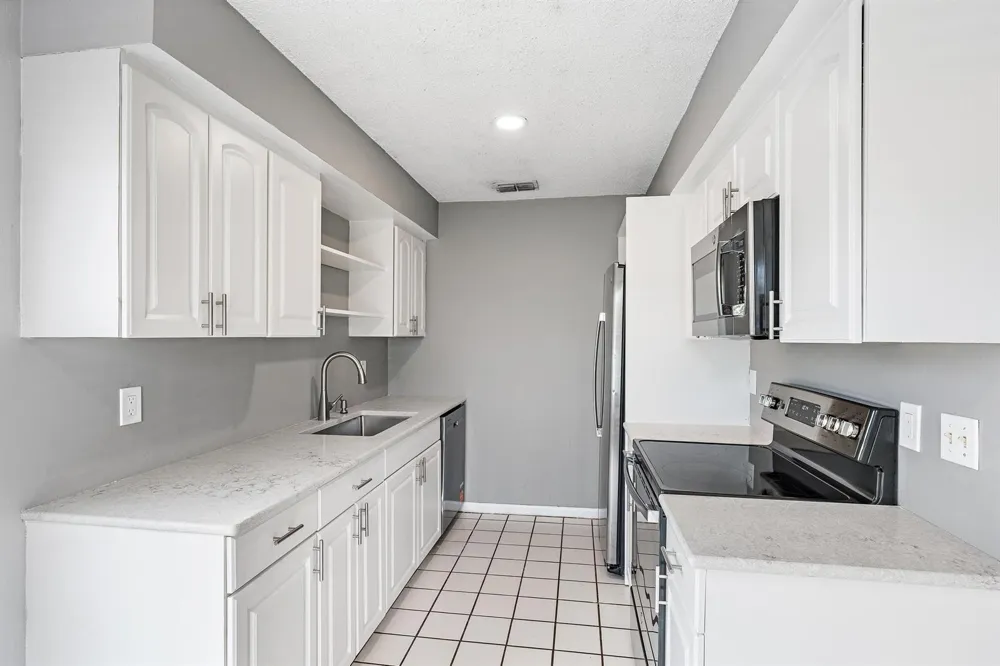 1924 Service Road North Palm Beach, FL 33408