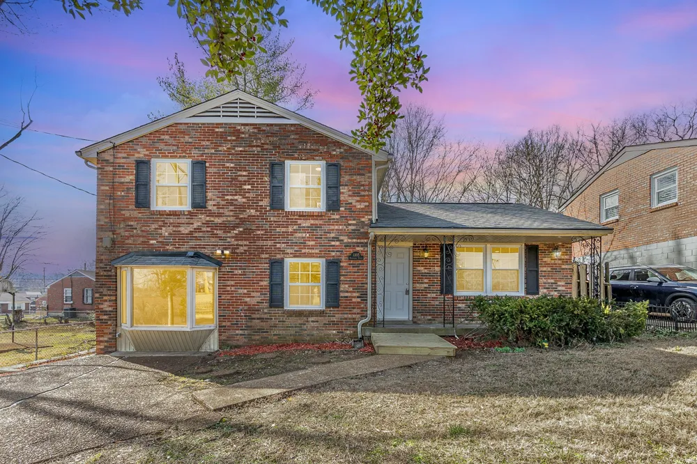 3305 Panorama Dr Nashville, TN 37218