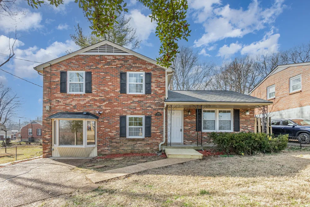 3305 Panorama Dr Nashville, TN 37218