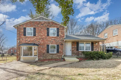 3305 Panorama Dr