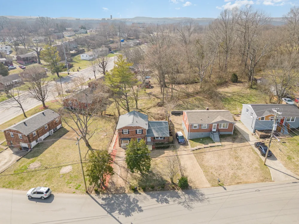 3305 Panorama Dr Nashville, TN 37218