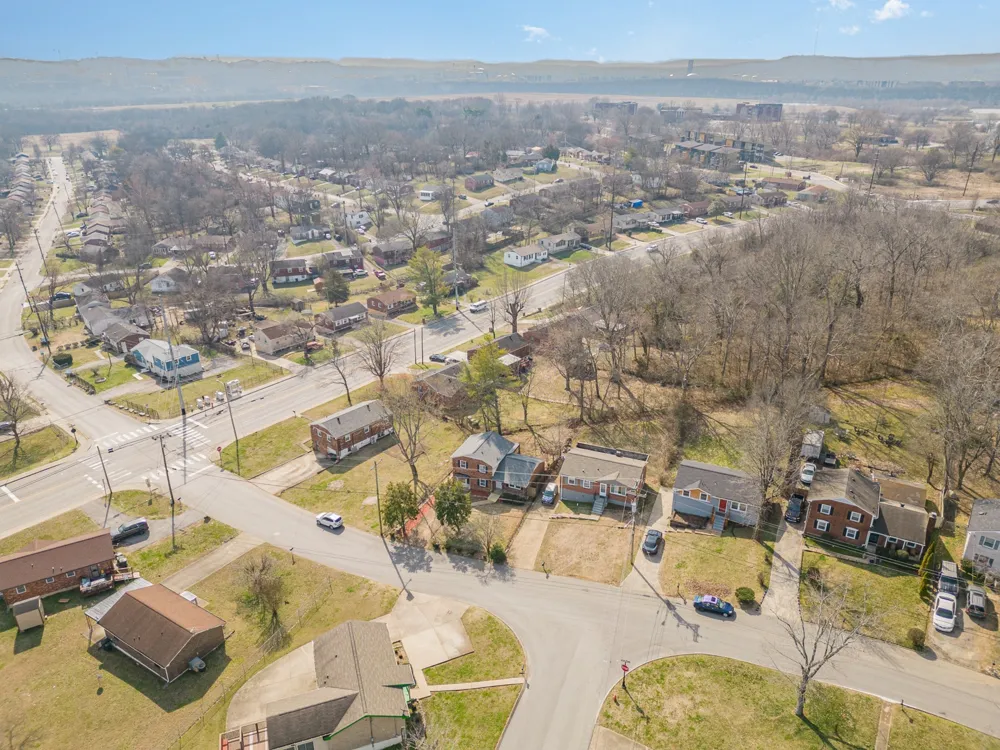 3305 Panorama Dr Nashville, TN 37218